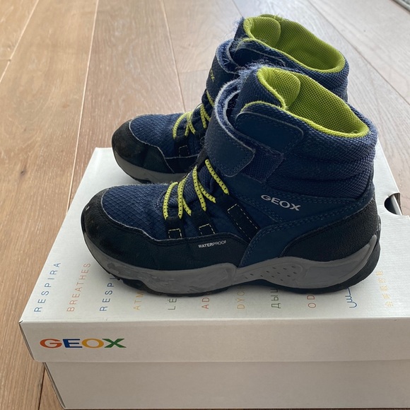 Geox sentiero waterproof boots lined sizes 12 US 30 EU blue green black - Picture 1 of 8